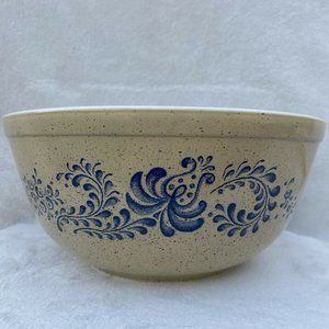 VTG Pyrex Homestead 403 Nesting Mixing Bowl